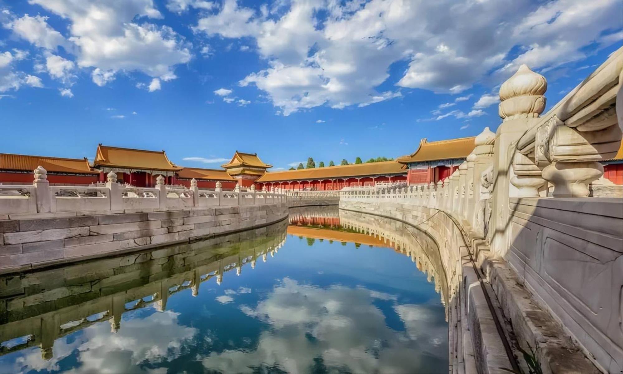 Happy Dragon Hotel -- Nearby Tiananmen Square & Forbidden City & Wangfujing Street & Line 5,6,8 Subway Nearby & Free Coffee & Free Laundry & Fluent English Speaking & Tourist Attractions Ticket Service & Free Wifi Unlimited For Western Software Beijing Eksteriør billede